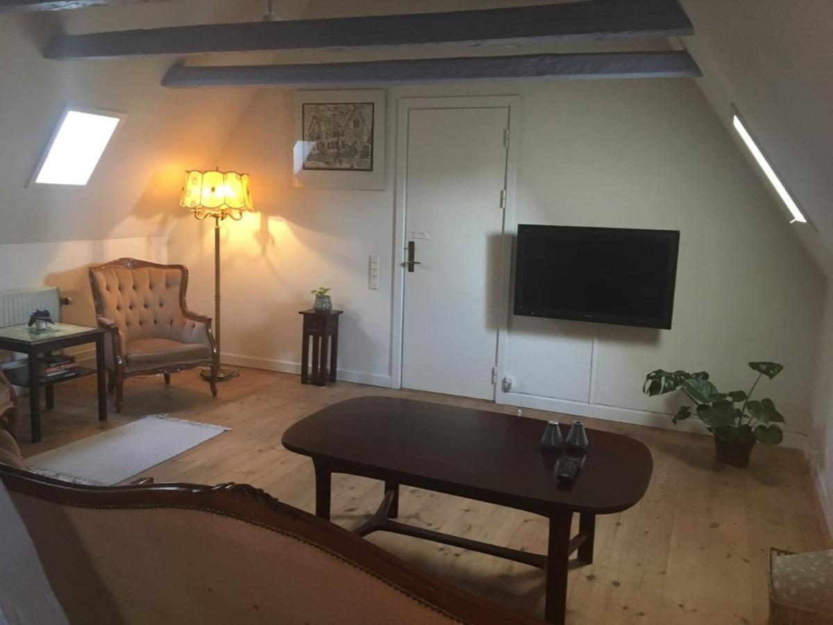 Den Gamle Arrest Bed & Breakfast Ribe Exterior foto