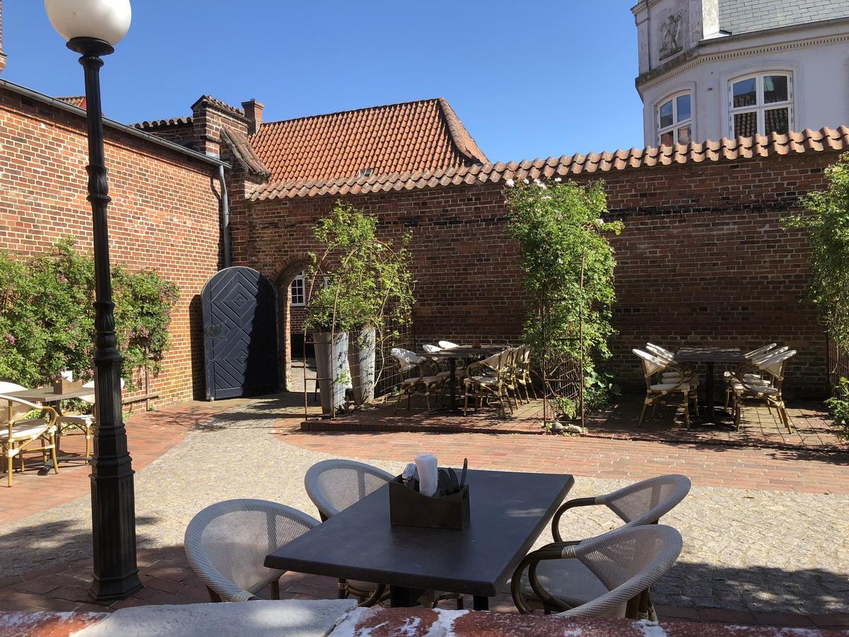Den Gamle Arrest Bed & Breakfast Ribe Exterior foto