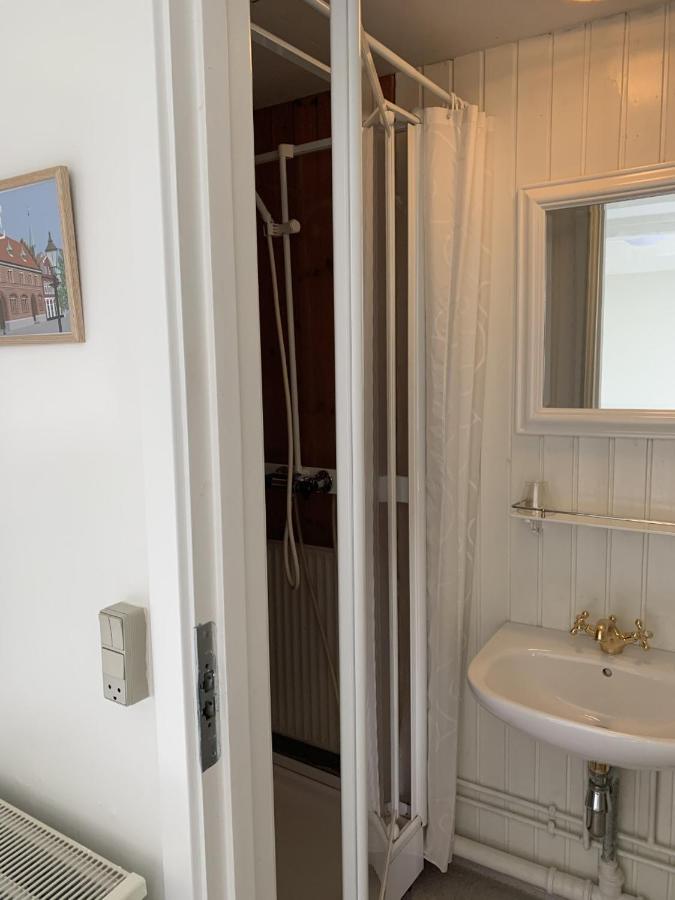 Den Gamle Arrest Bed & Breakfast Ribe Exterior foto