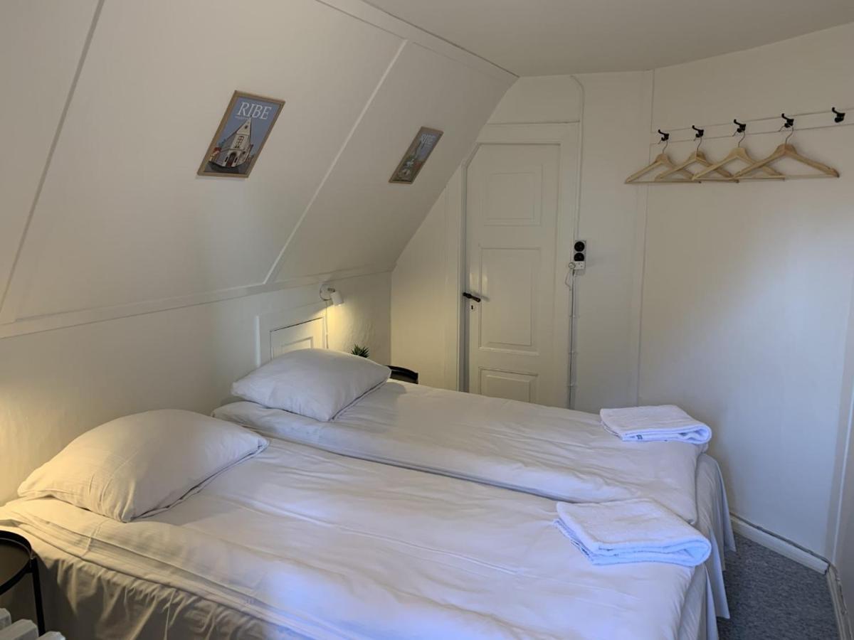 Den Gamle Arrest Bed & Breakfast Ribe Exterior foto